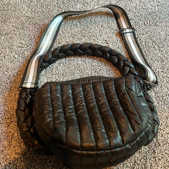 Think Royln | Kelsie Braided Quiled Nylon Hobo Bag. Black. - Picture 4 of 12